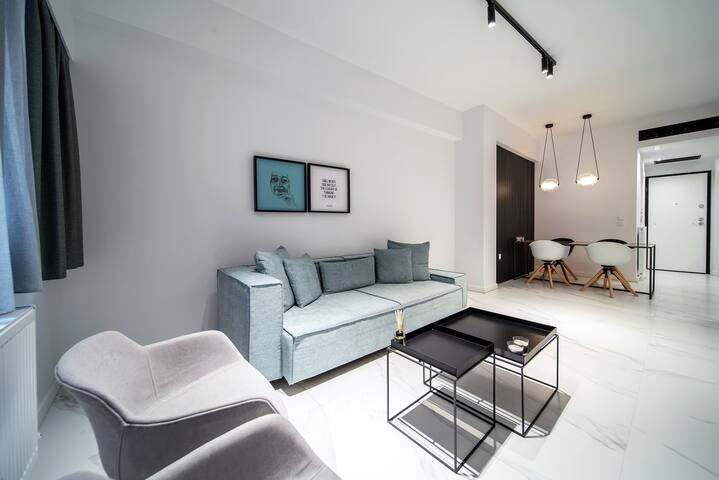 Heritage 102 /Luxury Two Bedroom gallery image 4