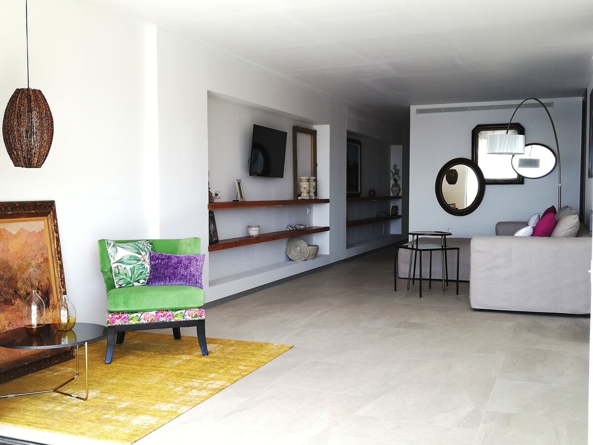 Propriété Airbnb réussie: Luxury penthouse on the front line of Porto Cristo à Manacor