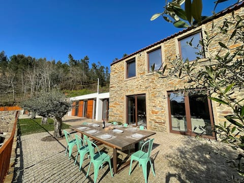New Quinta dos Moinhos Douro / 6 rooms/pool