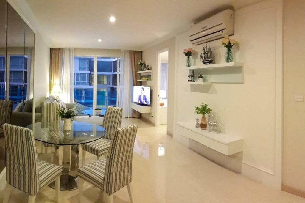 ห้องโถงภายในห้องพัก
