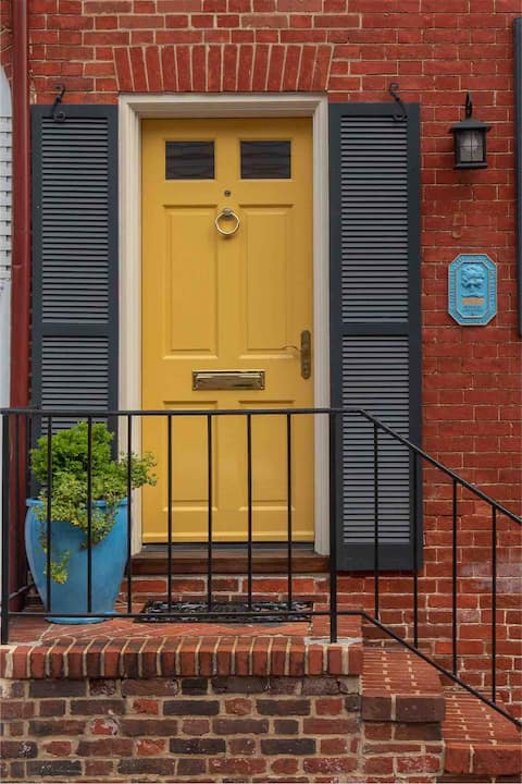 Beautiful Downtown Annapolis Home!
