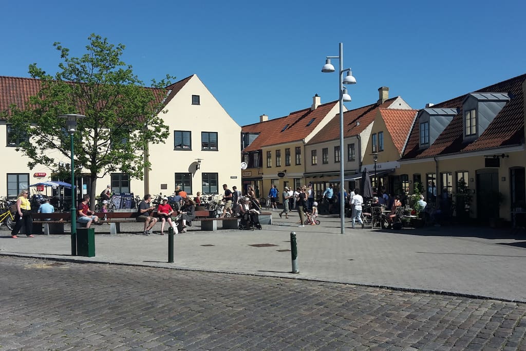 Dragør Centrum (ca. 1200 meters away)
