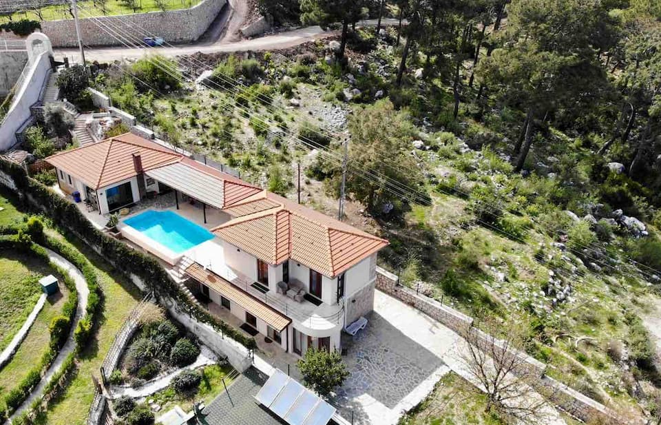 Villa Esiyok à Antalya — photo 1