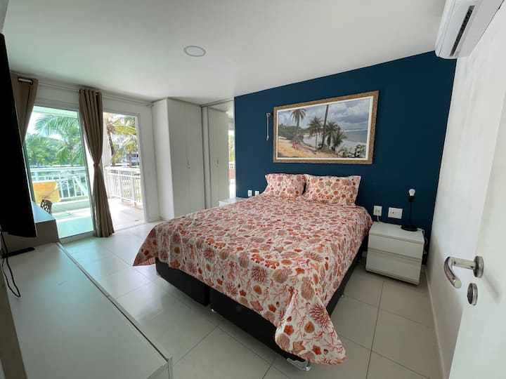 Suite principal con área de estudio y trabajo