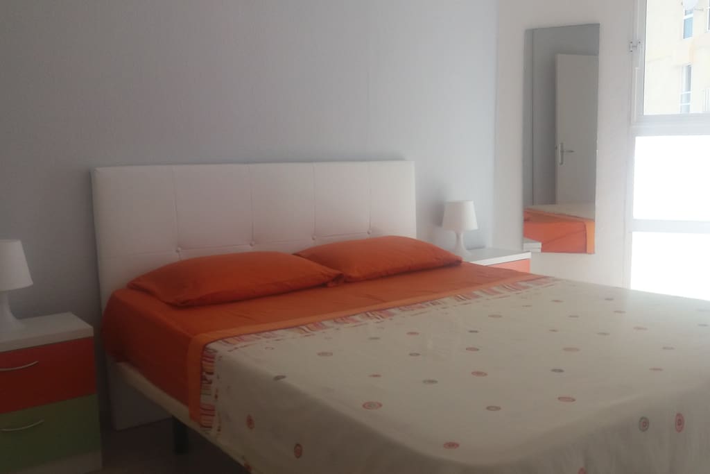 bedroom (king size double bed with anatomic mattress)