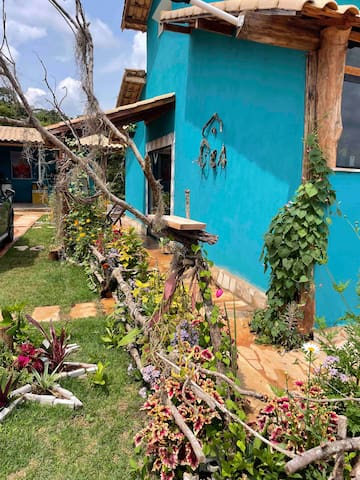 Entire home with 3 bedrooms in São Tomé Das Letras - Oca - Casa Indígena na Montanha (15 min centro)