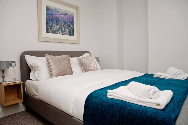 Soho Chambers Apt G, 4th Floor by Indigo Flats gallery image 2