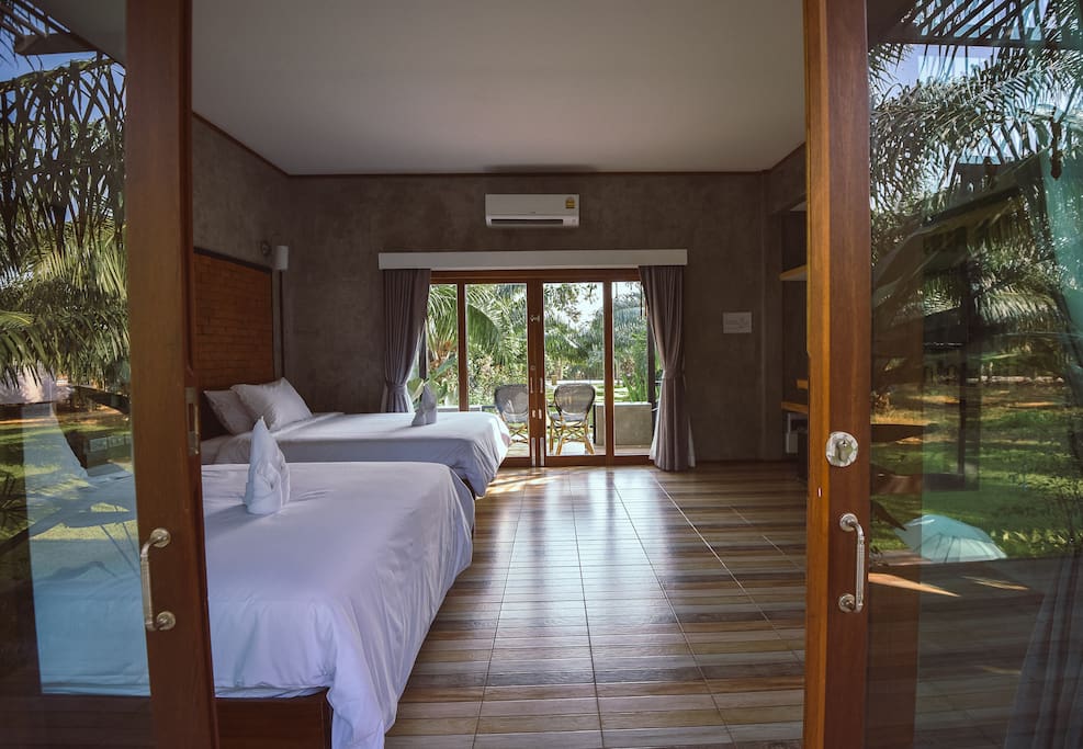 Twin Bed room