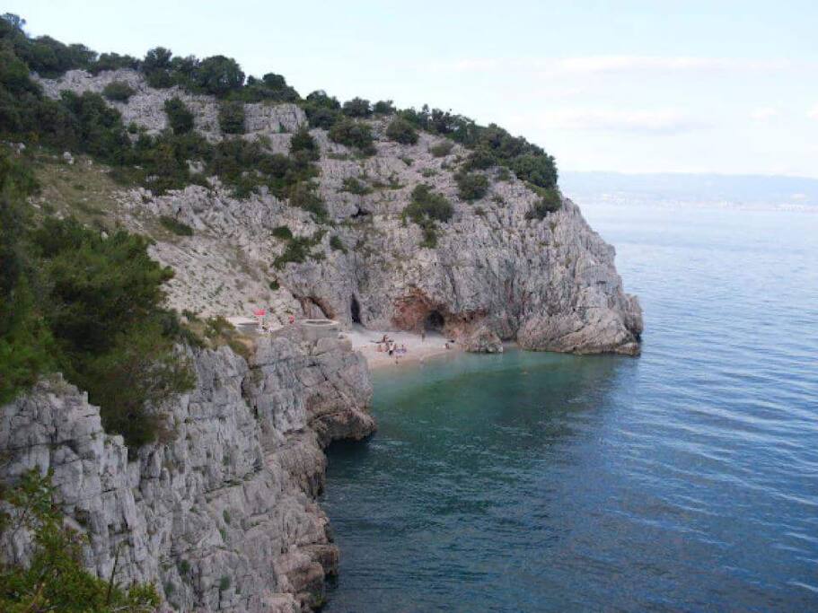 Zum Meer sind es lediglich 40m.