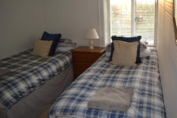 غرفة النوم الخلفية 