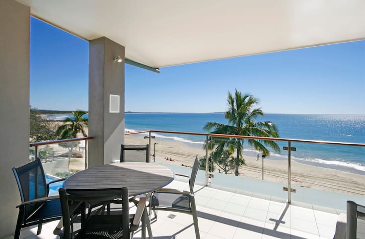 The Breakers 5: Beachfront Paradise