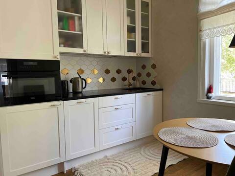 Apartment in the city centre with a garden