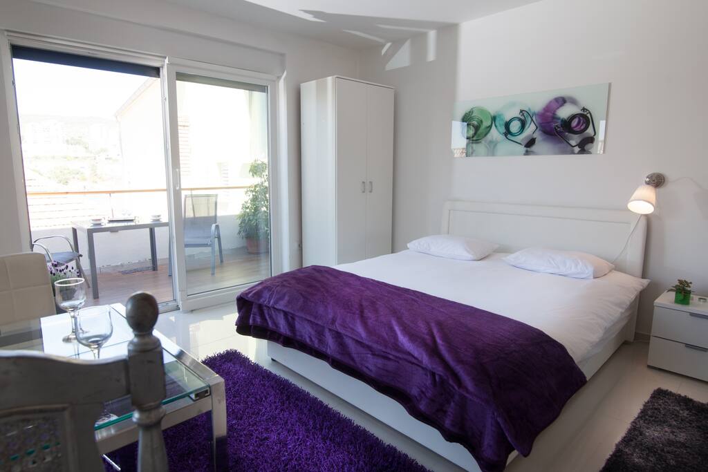Basic room with terase