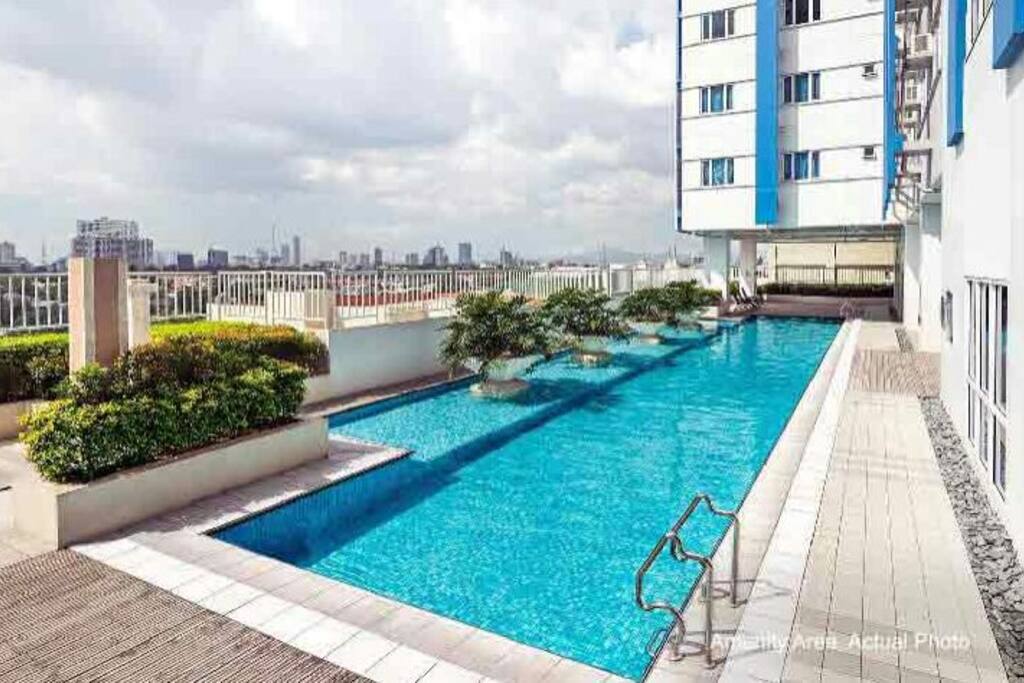 pool