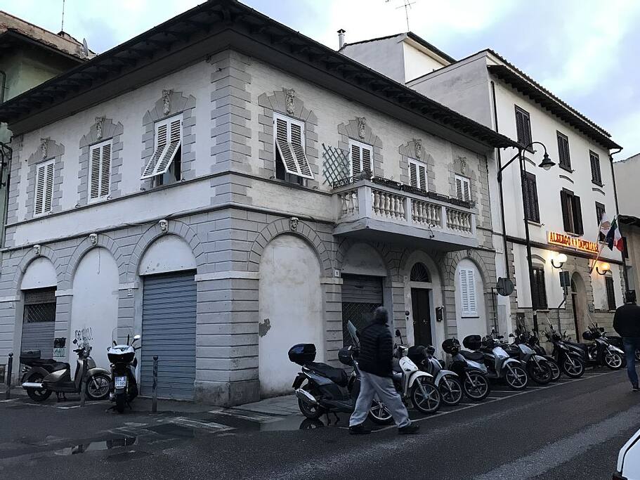 Palazzina in cui è inserito il monolocale
