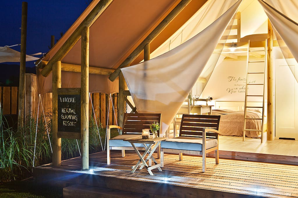 Private tent