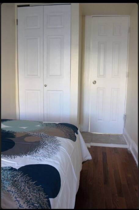 Bedroom with futon