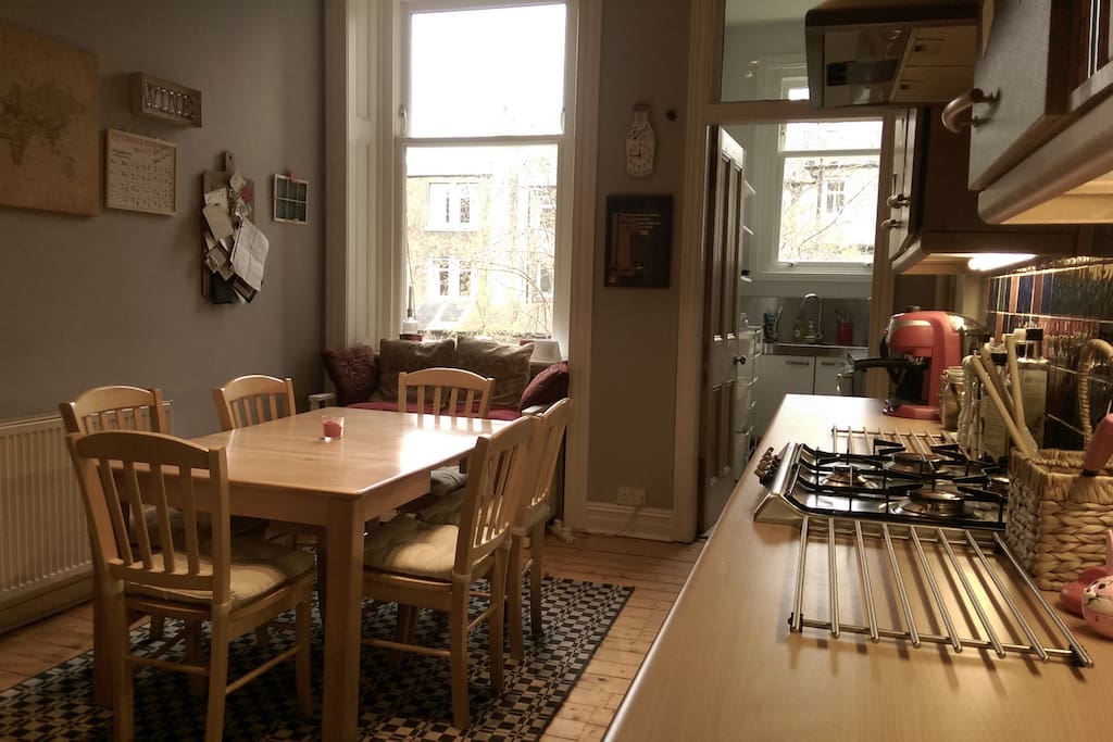 Kitchen dining