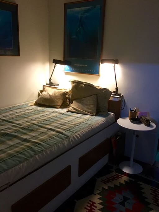 Confortável cama de casal