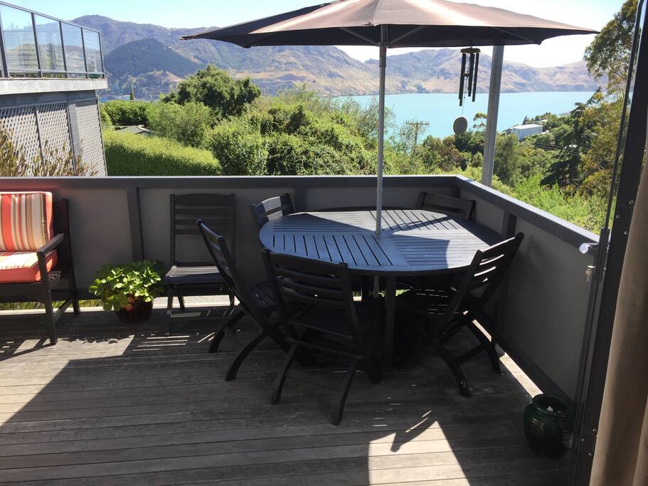 Outdoor dining & view.