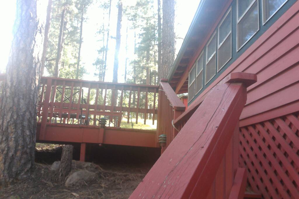 Deck great for grilling burgers, soaking in the sun or for star-gazing while listening to the whispering pines. Approximately 25 steps from parking spots to top of deck.
