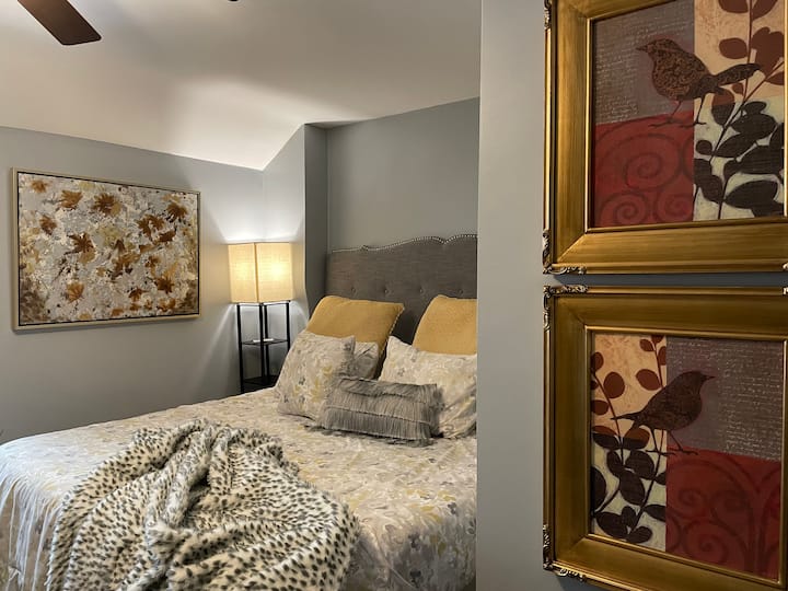 3楼加大双人床套房