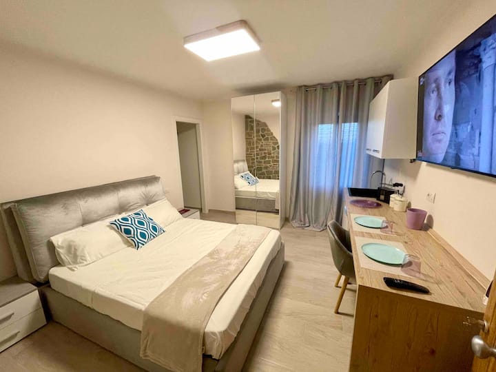 Canale Suite - panoramic view - free parking