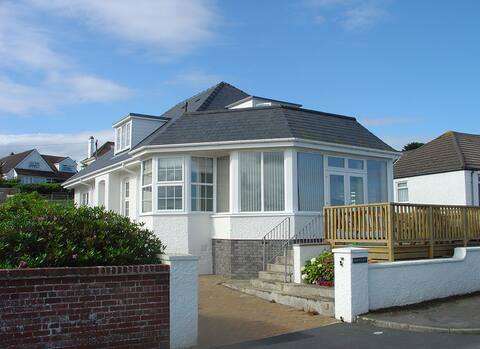 Bay Cliff sea view home