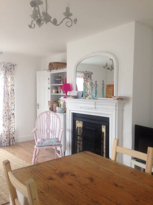 Breakfast area.