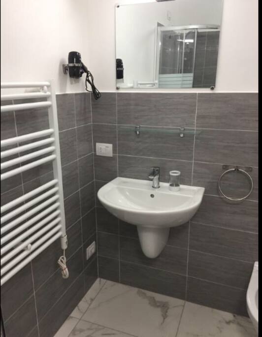 Camera Matrimoniale
Deluxe(2 adulti+1 bambino)