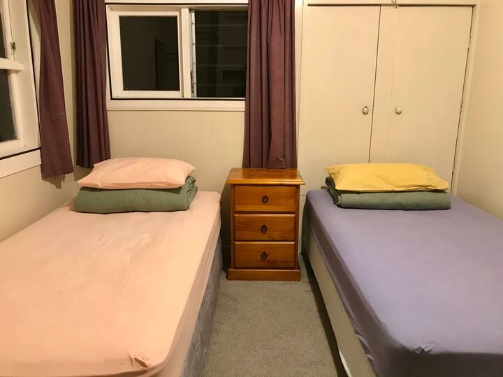 Twin room Houses for Rent in Beachlands, Auckland, New Zealand Airbnb