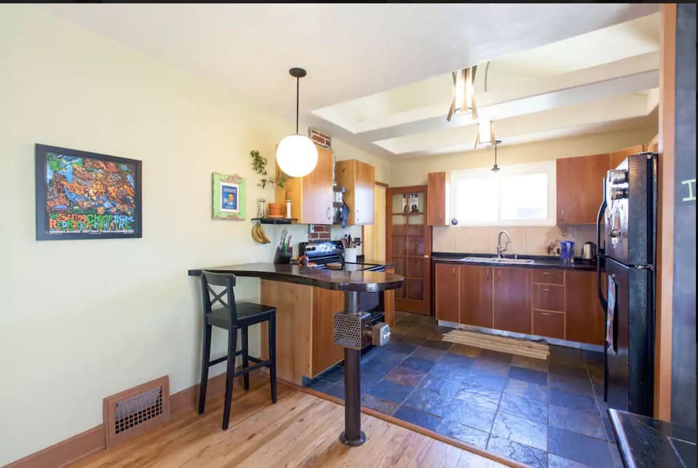 Then kitchen island is perfect for great conversation
