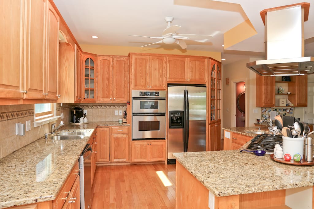 Gourmet Kitchen