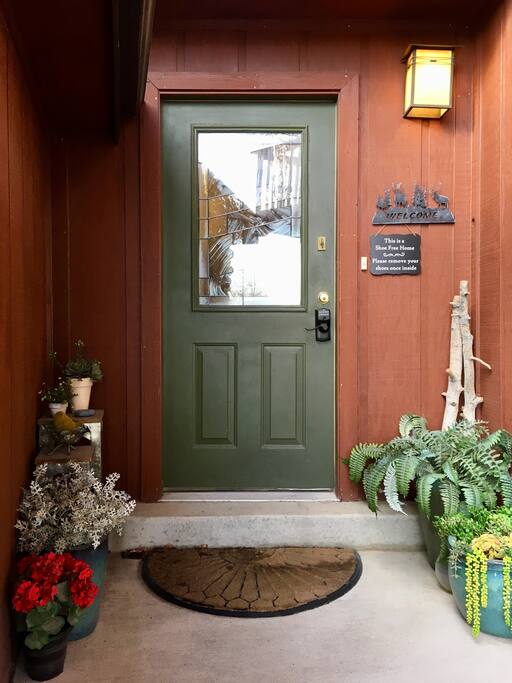 Key-less entry code for easy accessibility. Each guest will receive a code prior to check in.