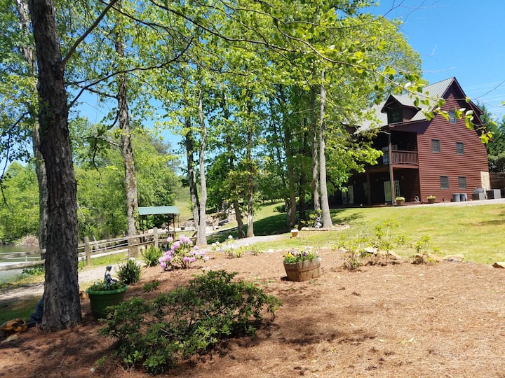 Ms. Natalie - Hiawassee, GA