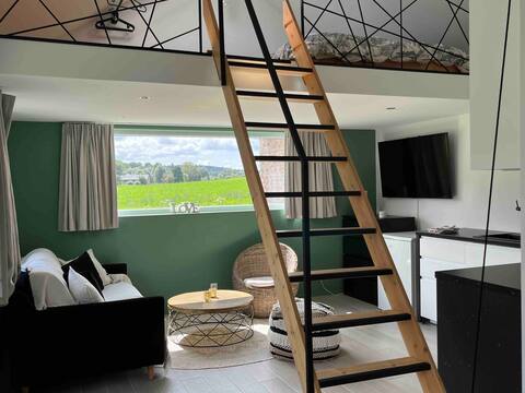 Top performing Airbnb: Tiny country house in Wallonie
