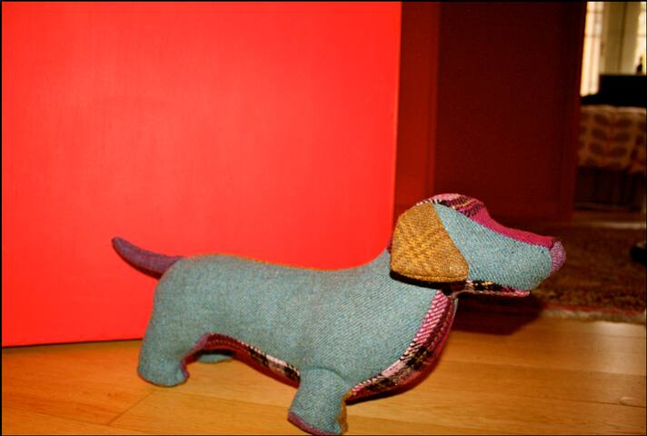 Covent Garden fabulous 2 bedrooms gallery image 3