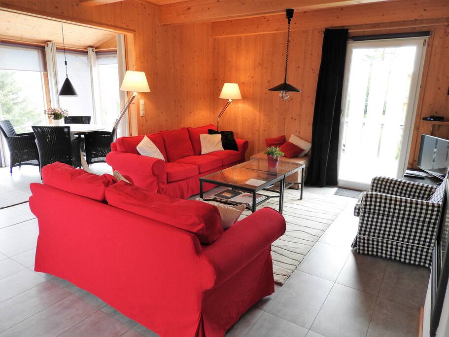 woonkamer met wintertuin