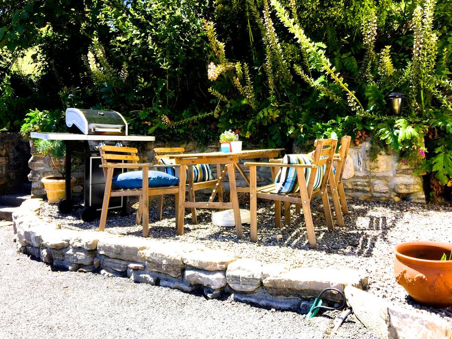 Terrasse avec barbecue