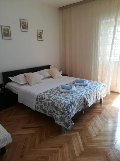 Room 2