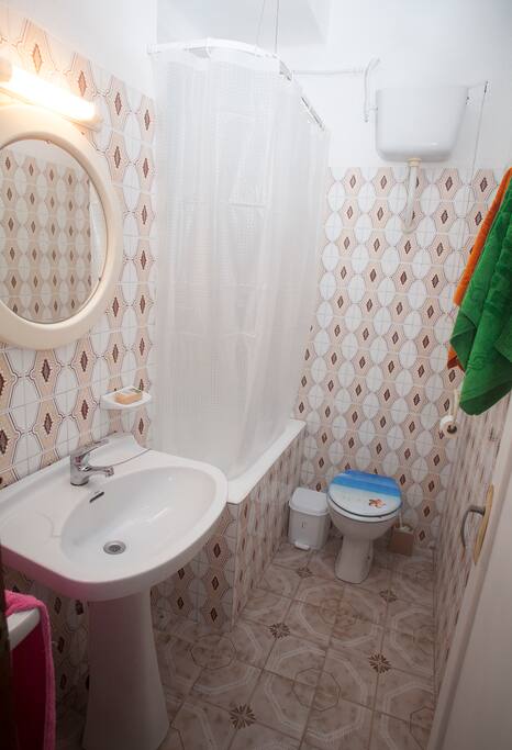 Cuarto de Aseo primer piso