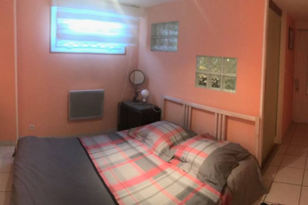 Lit deux places standard