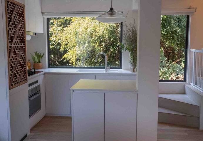 Treetops – Lamma (Rooftop flat w double kids room) gallery image 2