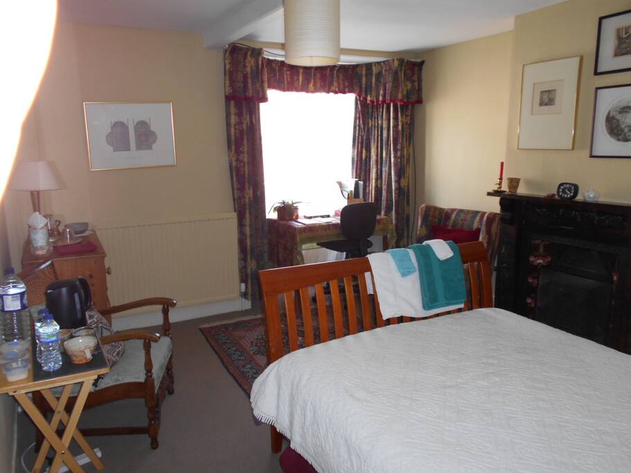 Bedroom and facilities