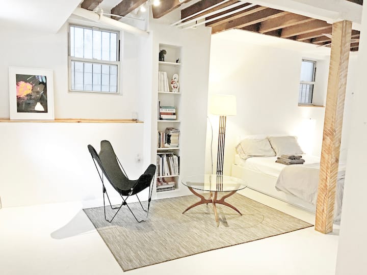 Studio Apt. in East Williamsburg Flats for Rent in Brooklyn, New York