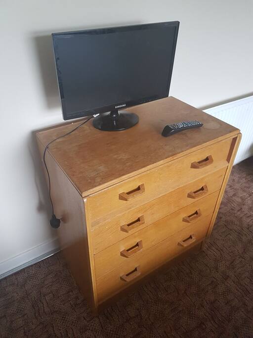 room tv