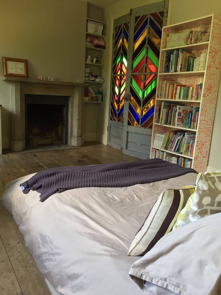 غرفة النوم 2