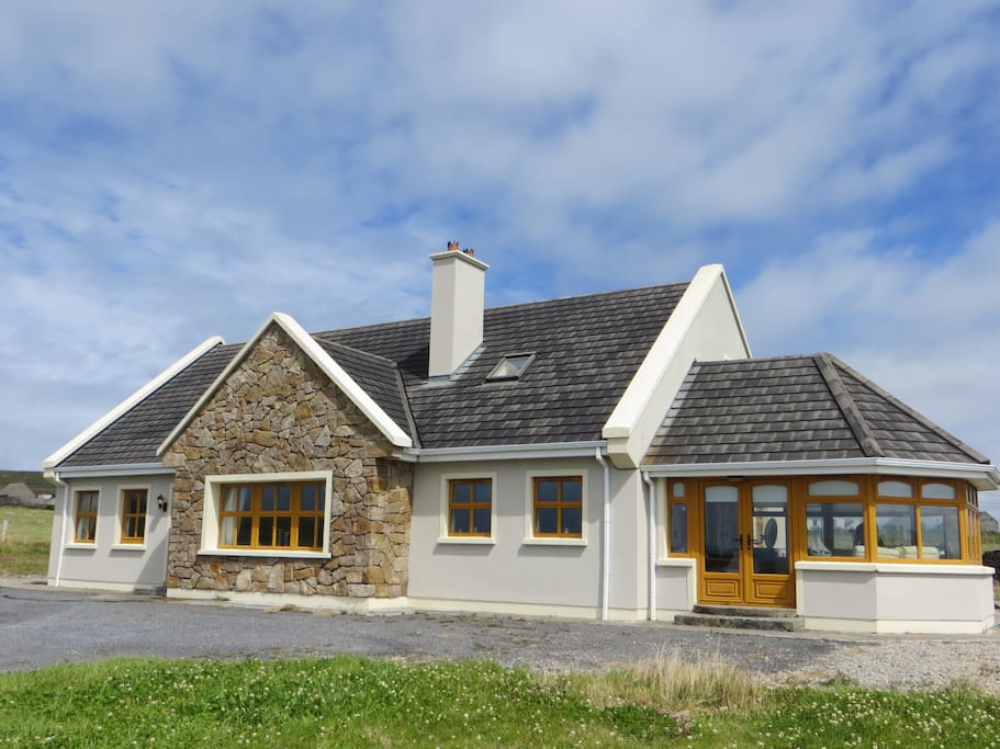 Side View (property has 360 sea views)
