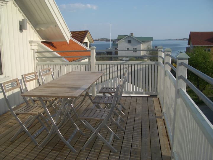 Paradis at Hälsö in Gothenburg's northern archipelago Apartments for