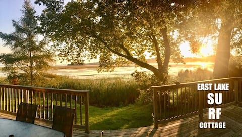 East Lake Surf Cottage - Walk to the Outlet Beach!